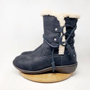 UGG Akadia Boots Women 9 Black Nubuck‎ Leather Shearling Wrap Tie Winter Shoes
